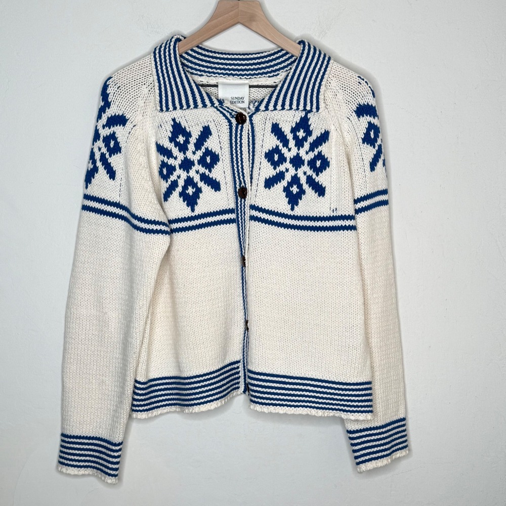 Sunday‎ Edition Women Large White Blue Fair Isle Cardigan Sweater Snowflake Knit